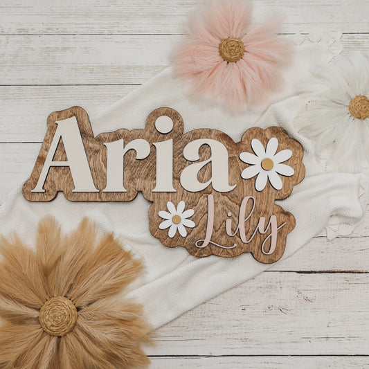 Daisy Outline Name Sign