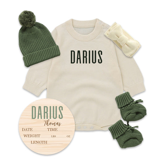 Romper, Booties, Hat or Bow and birth stat sign: Ideal Model - Newborn to 2 months