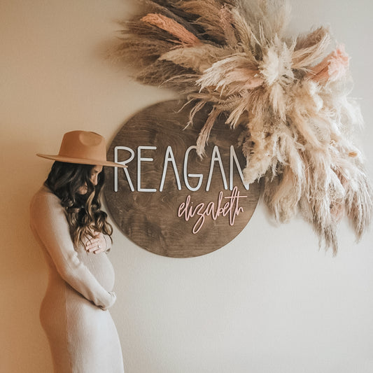 Reagan Elizabeth Round Name Sign